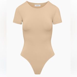 Aritzia Contour Crew Shortsleeve Bodysuit